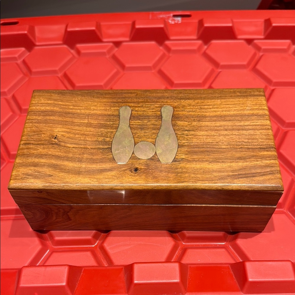 Bombay vintage Wooden Bowling Pin Box Set